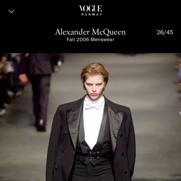 Alexander McQueen Runway Cropped Tuxedo Jacket - Picture 6 of 6